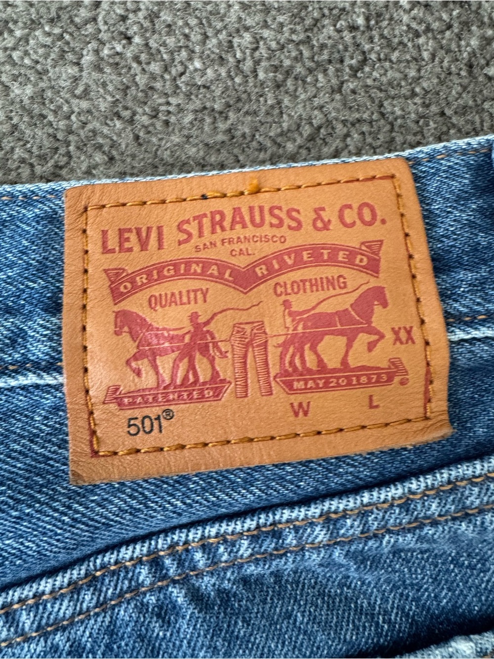 Levi’s 501 Denim Shorts - Picture 9 of 16